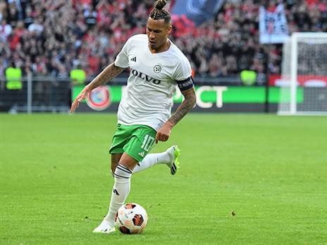 צ'ארון שרי. גם הוא לא הופיע (האתר הרשמי של מכבי חיפה)