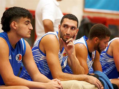 “אין מקום לגזענות“. משעור (אלן שיבר)