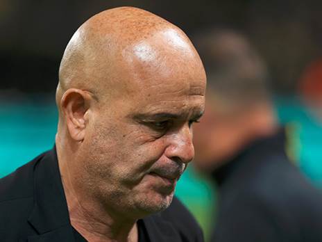 אבוקסיס. היה נשאר אם היה לו חוזה לעונה הבאה? (אלן שיבר)