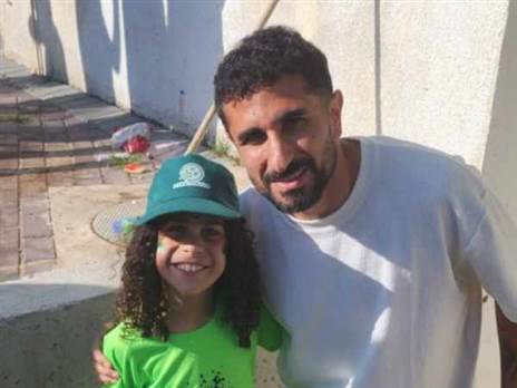 קני סייף, שנכח וצפה במשחק