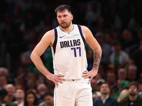 2 מ-17 משלוש לחבריו של לוקה (Getty)