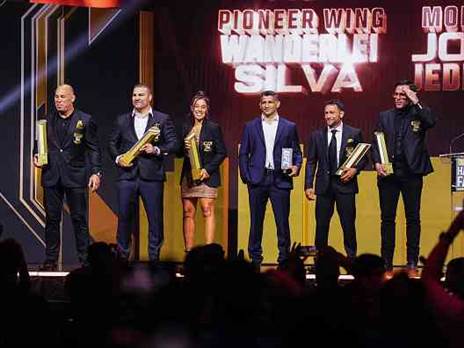 החברים החדשים בהיכל התהילה (GETTY)