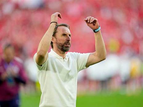 צמוד מדי להרגלים (GETTY)