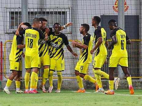 בית“ר שוב חוגגת (לירון מולדובן)