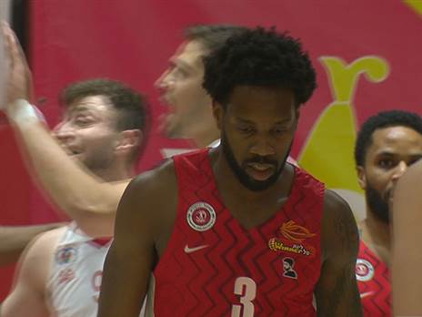 קרינגטון לא הצליח לעזור לקבוצה שלו להשיג את הניצחון היקר