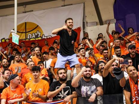 הקהל הכתום חוזר למקומו הטבעי (יעל אמסילי, איגוד הכדורסל)