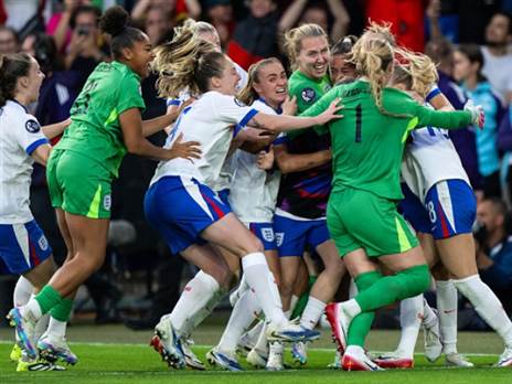 ושוב השלימה מהפך מהאגדות (GETTY)