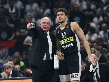 בית ספר לכדורסל (Getty)