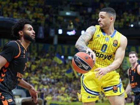 איש המשחק (דני מרון)