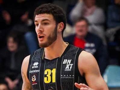 AFP via Getty Images)