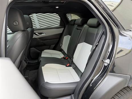 מרווח טוב מאחור, אבל לא משהו שישאיר עליכם רושם