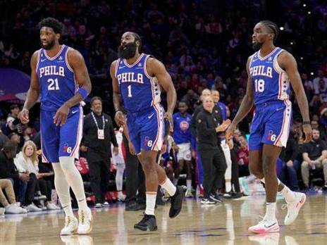 מילטון וחברים (Jesse D. Garrabrant/NBAE via Getty Images)