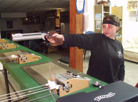 ריו מחכה לה. אנסטסיה סוקורנקו (צילום: מועדון הקליעה של אשקלון)