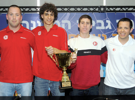 יום חג לצעירים (אלן שיבר, איגוד הכדורסל)