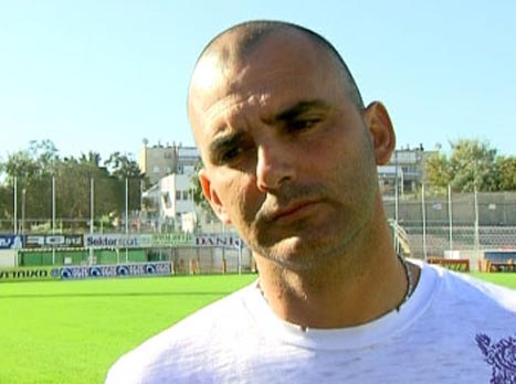 מצטרף לכוורת. אלון חזן