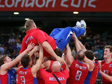 איזה ניצחון גדול, אובמוצ'ב חוגג (gettyimages)
