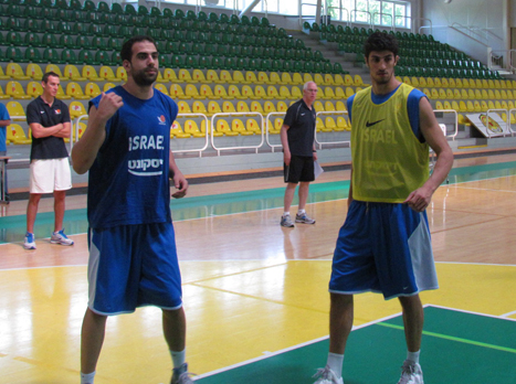 יספקו את הסחורה בצבע? כדיר ואליהו (צילום: איגוד הכדורסל)