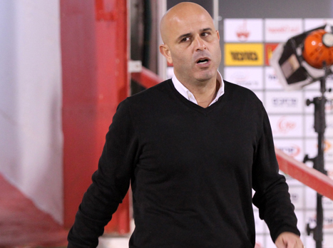 אבוקסיס. מחכה לפגרה (קובי אליהו, וואלה)