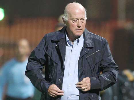 קשטן, עצבני באימון (אלן שיבר)