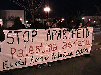 הפגנה פרו פלסטינית בוויטוריה