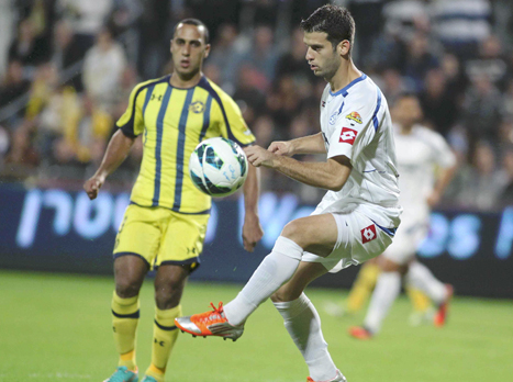 אוסטוינד מול ראדי. עדיין לא ברור היכן ייערך המשחק (GETTYIMAGES)