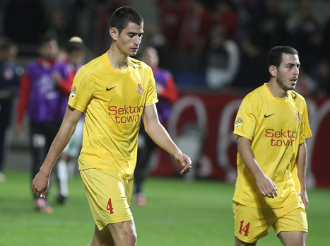 לא אמור להישאר. ניר ביטון (אלן שיבר)