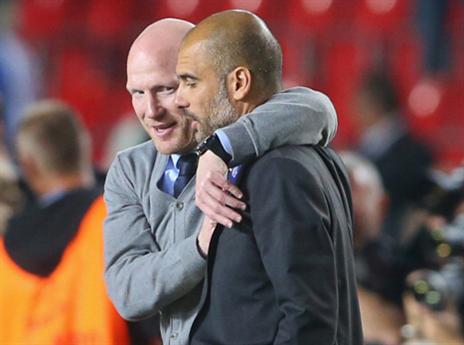 גווארדיולה וזאמר. המנהל רוצה נאומים משלהבים (GETTYIMAGES)