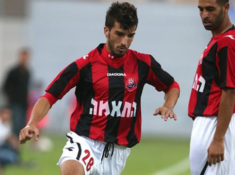 קנדה. דורש את המגיע לו