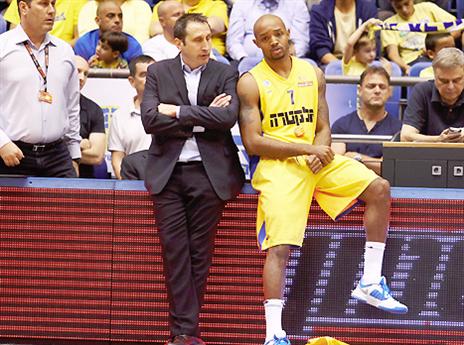 בקרוב יקבל את סמית' בריא לגמרי. בלאט (אלן שיבר)