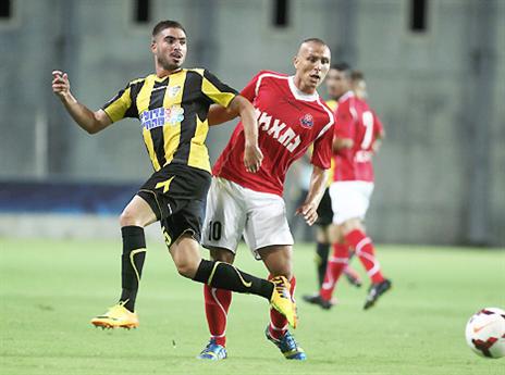 חדד. יוסט לאגף (אלן שיבר)