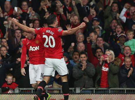 ואן פרסי ורוני, הקפיצו את הקהל המקומי (gettyimages)