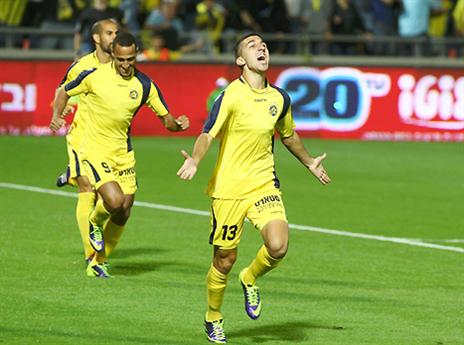 דאבור חוגג שער אחרי 38 שניות (אלן שיבר)