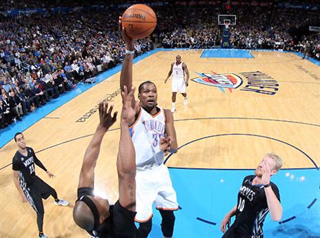 דוראנט, עוד יום במשרד (GETTYIMAGES)