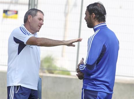 אוואט וגוטמן. "אזמן לפי דקות משחק" (אלן שיבר)