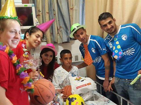 עושים שמח לילדים (מתוך הפייסבוק של קרית שמונה)