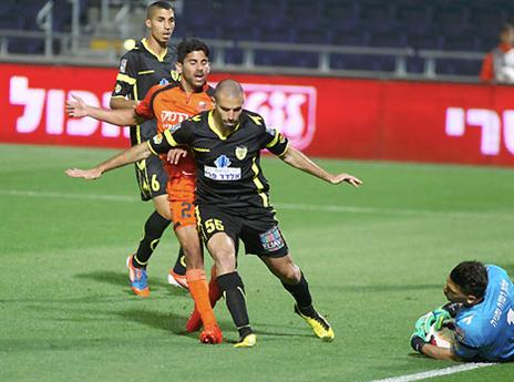 קרב חפירות בערב ראשון (אלן שיבר)