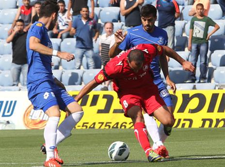 היה קרב סוער במושבה (אלן שיבר)