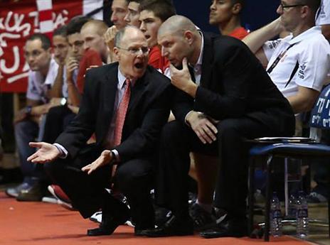 המסע לצלחת נפתח ברגל ימין. גרינברג