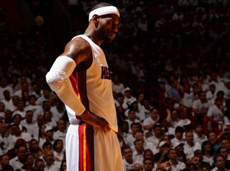 לברון. היה חסר אונים (gettyimages)