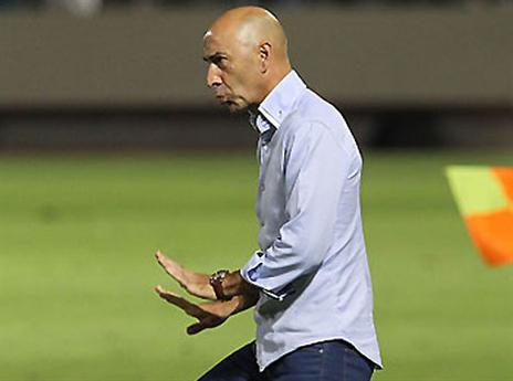 פאקו. מבחן ראשון בליגה