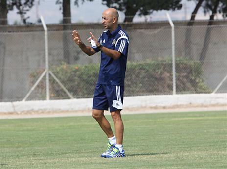 פאקו שומר על מתח (האתר הרשמי)