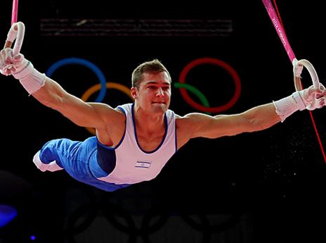 שטילוב. מקבל תמיכה מיעקב שחר (gettyimages)