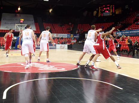 עבודה גדולה בצבע. ג'ונס (האתר הרשמי)