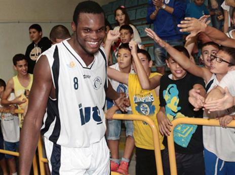 לגביע חוקים משלו. הקלישאה תמיד עובדת (עודד קרני)