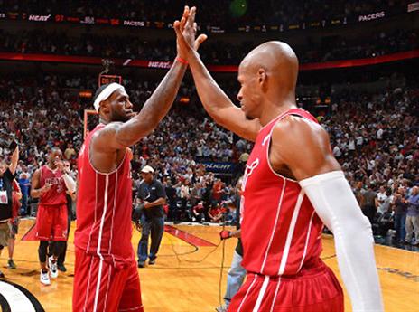 רוצה לחזור לשתף פעולה עם קינג ג'יימס. אלן ולברון (gettyimages)