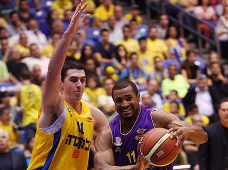 ג'ייק כהן, הרשים גם את רנדל