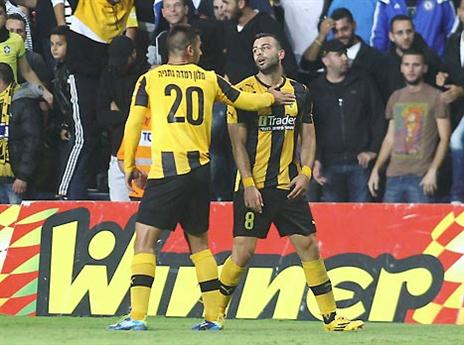 דומב הזהיר ממנו. אזולאי (צילום: אלן שיבר)