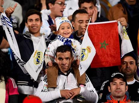 ככה מגדלים אוהדים מגיל צעיר (gettyimages)