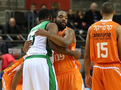 סוואן, משחק מבולגן (אתר המנהלת)