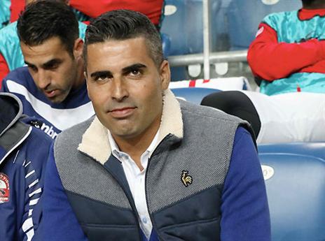 הפעם לא היה לסילבס מזל מול ב"ש (צילום: דני מרון)